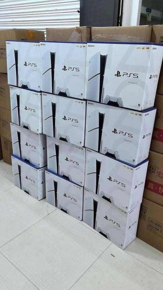 PS5 Game Console Pallet - Image 2